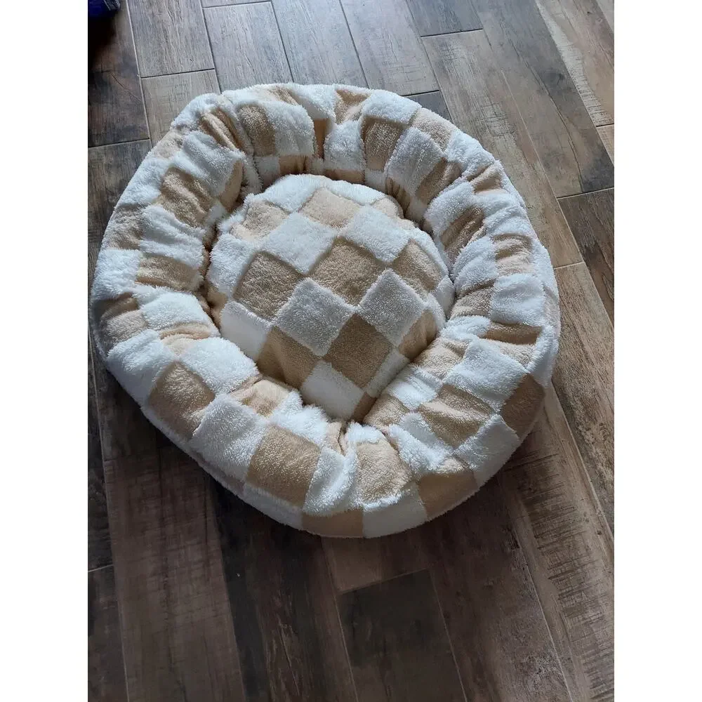 Dog Cat Bed Plush Round Checkerboard Beige White Cozy Cuddler 24 Inch
